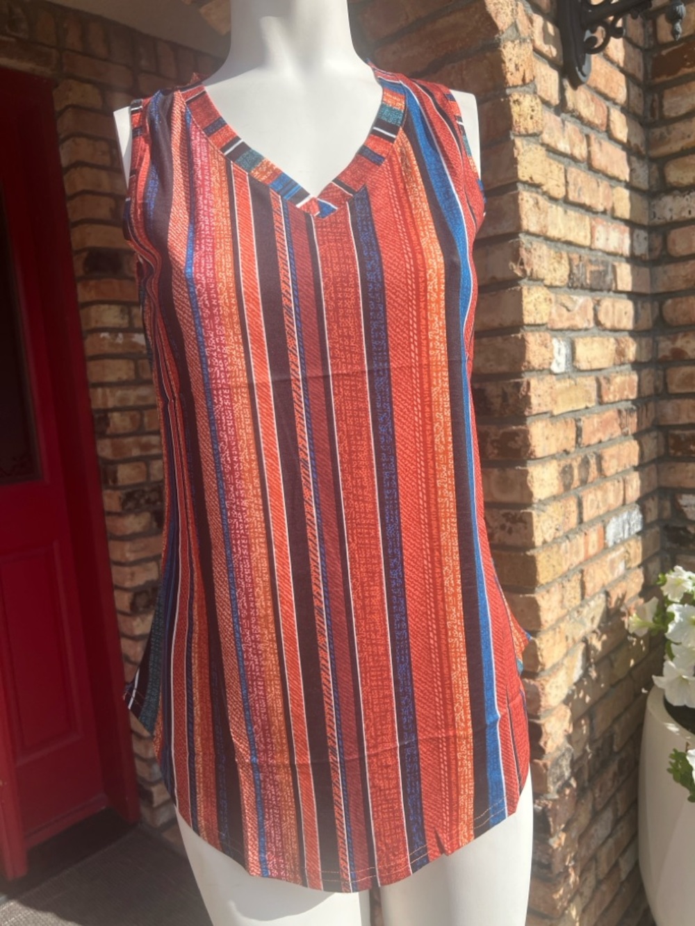 Xieerduo Women's Red Striped V-Neck Top